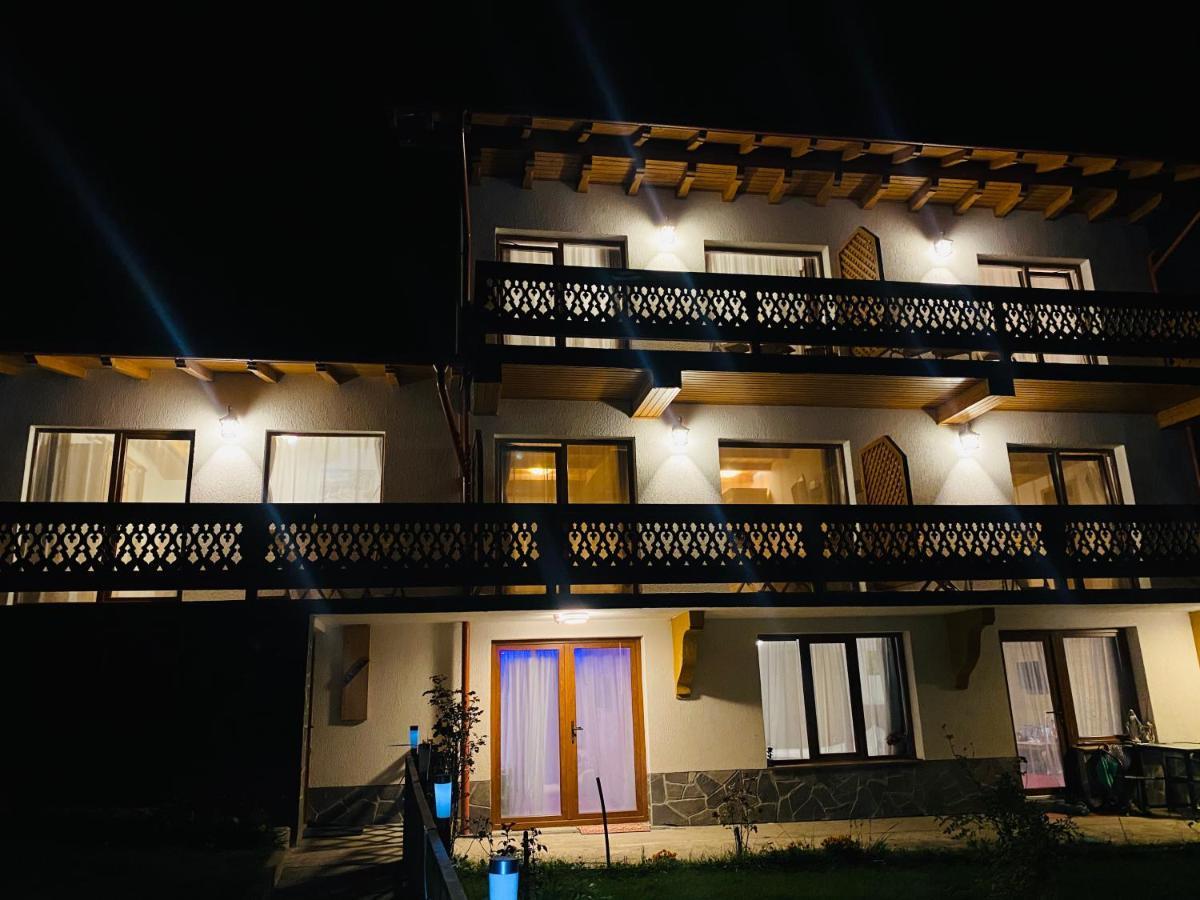 Casa Belcin Spa&Retreat Buşteni Eksteriør billede