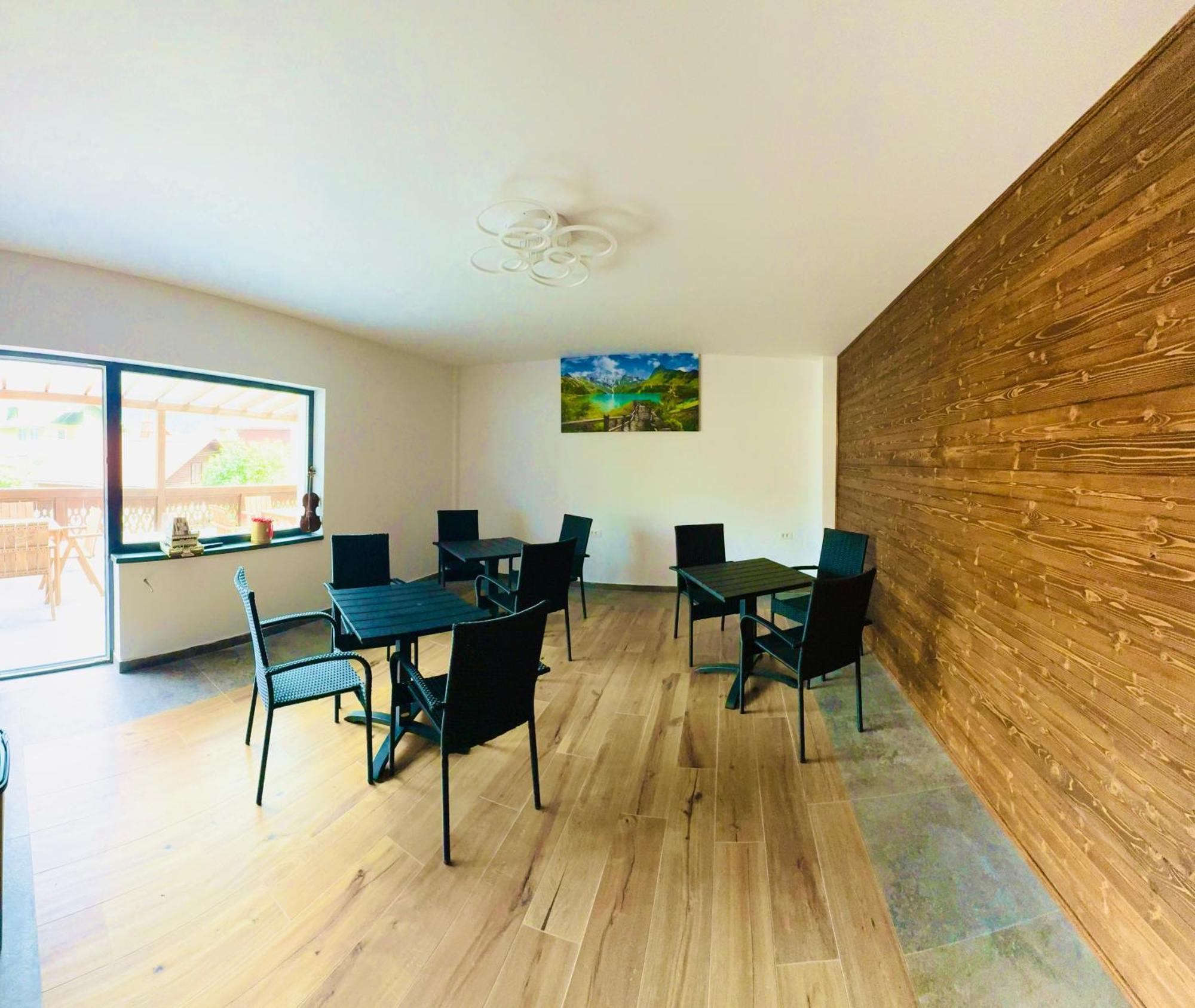 Casa Belcin Spa&Retreat Buşteni Eksteriør billede