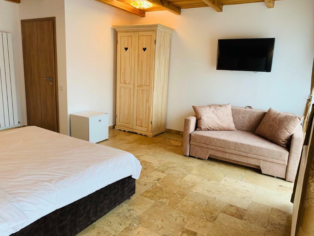 Casa Belcin Spa&Retreat Buşteni Eksteriør billede