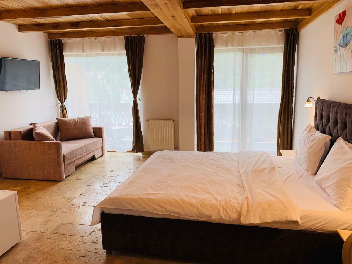 Casa Belcin Spa&Retreat Buşteni Eksteriør billede