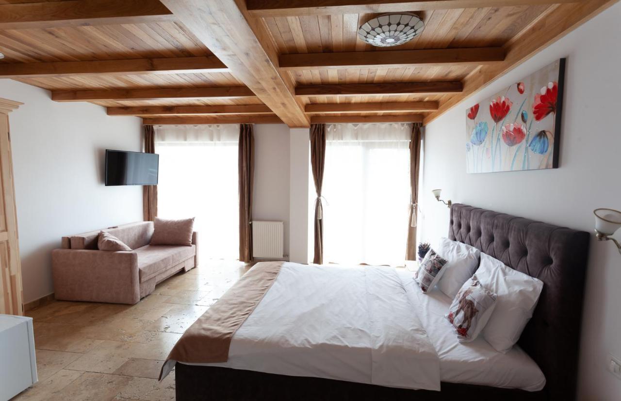 Casa Belcin Spa&Retreat Buşteni Eksteriør billede