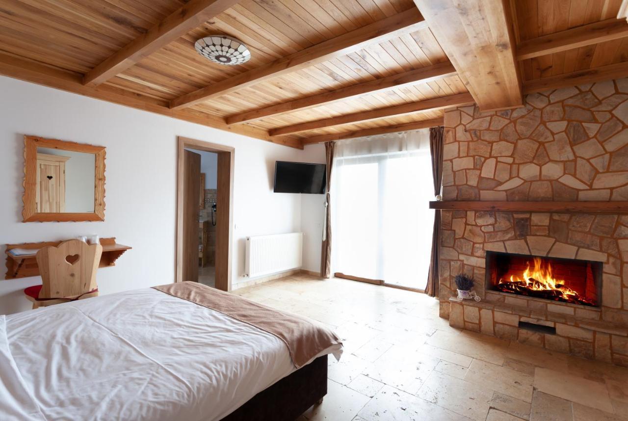 Casa Belcin Spa&Retreat Buşteni Eksteriør billede